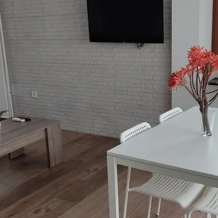 Apartment - M A N U E L A Bolonia