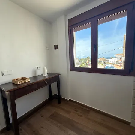 Apartment - M A N U E L A Bolonia